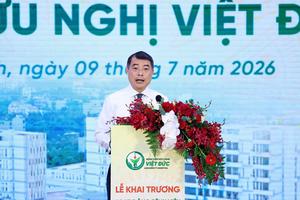 Thủ tướng Chính phủ: Đầu tư cho y tế là đầu tư cho tương lai và phát triển bền vững