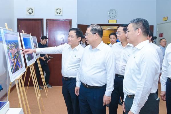 Petrovietnam đóng góp quan trọng vào ổn định kinh tế vĩ mô, bảo đảm các cân đối lớn của nền kinh tế