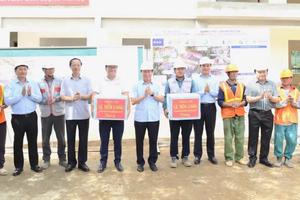 Thanh Hóa: Phó Thủ tướng Lê Tiến Châu kiểm tra tiến độ xây dựng trường học vùng biên