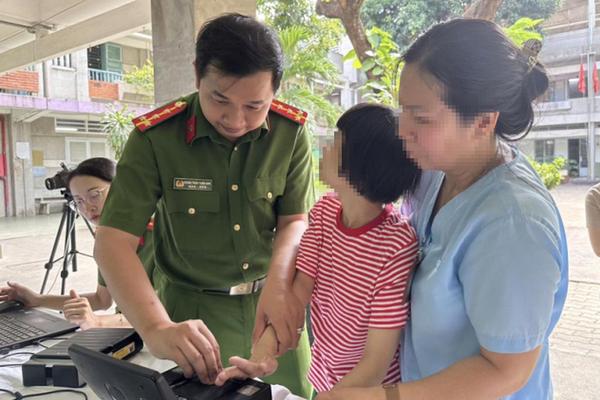 Nghị quyết về phát triển công dân số
