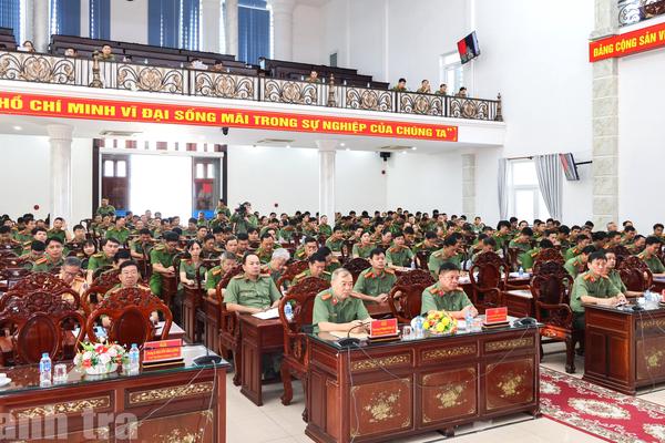 Tập huấn công tác thanh tra tại Công an thành phố Cần Thơ
