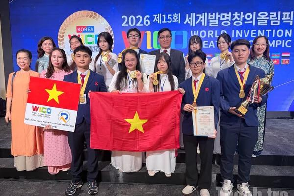Học sinh phố núi giành 2 Huy chương Vàng tại Olympic Phát minh và Sáng chế Thế giới