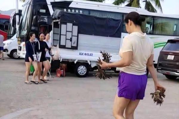 Khánh Hòa ngăn chặn phá hoại san hô tại khu vực Hòn Chồng