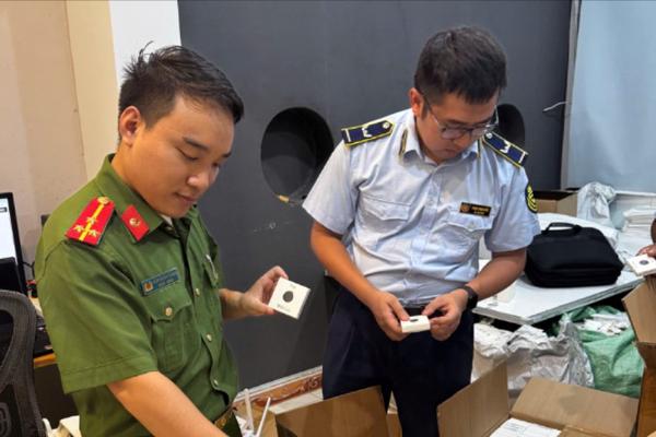 Quản lý thị trường Hà Nội tăng kiểm tra, xử lý vi phạm trong nhiều lĩnh vực