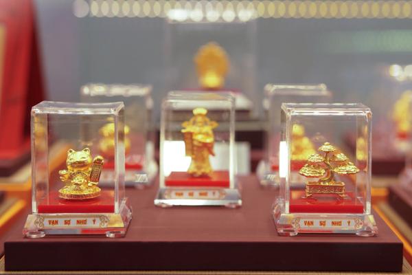 Giá vàng hôm nay 21/7: Vàng giằng co quanh mốc 4.000 USD/ounce, điều gì đang chi phối thị trường?