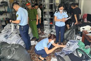 Hàng giả, gian lận thương mại vẫn diễn biến phức tạp tại Hà Nội