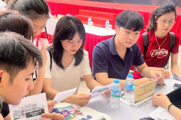 Chuẩn hóa khung năng lực số cho lãnh đạo, quản lý