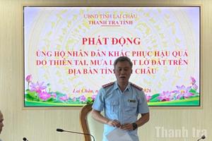 Thanh tra Lai Châu sẻ chia với người dân vùng lũ