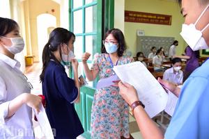 Đơn thư gửi Bộ GD&ĐT tăng 30%, xuất hiện nhiều "tâm thư" của giáo viên