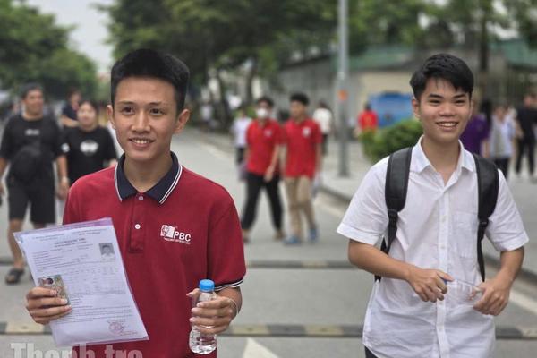 Dự kiến giảm hơn 11.000 trường học, đưa 11.000 cán bộ quản lý về làm giáo viên