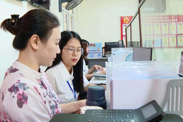 Nghiên cứu, đề xuất chính sách tiền lương mới trong đó có tiền lương, phụ cấp công chức cấp xã