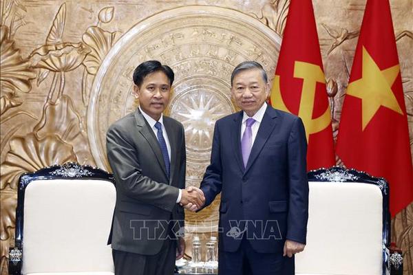 Tổng Bí thư, Chủ tịch nước đề nghị ngành Tòa án Việt - Lào cụ thể hóa các thỏa thuận hợp tác cấp cao