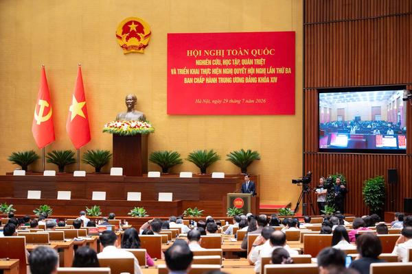 Nghiên cứu xây dựng khu kinh tế đặc biệt, có chính sách tiền lương, nhà ở cho cán bộ cấp xã