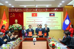 Ký kết Bản ghi nhớ hợp tác giữa Bộ Nội vụ Việt Nam và Ban Tổ chức Trung ương Đảng của Lào