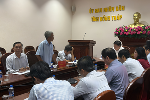 Chủ tịch UBND tỉnh Đồng Tháp tiếp công dân Lê Bá Lộc