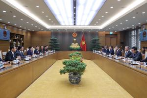Thủ tướng đề nghị hỗ trợ Lào đào tạo, nâng cao năng lực đội ngũ cán bộ