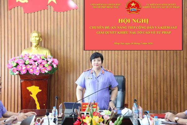 Kỹ năng tiếp công dân và kiểm sát giải quyết khiếu nại, tố cáo về tư pháp