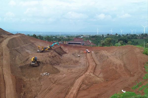 Gia Lai đẩy nhanh giải phóng mặt bằng cao tốc Quy Nhơn - Pleiku