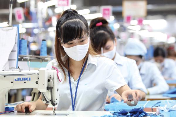 Xác định tiền lương giờ thực trả làm căn cứ tính tiền lương làm thêm giờ cho người lao động