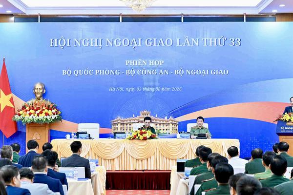 Quốc phòng, an ninh, đối ngoại gắn bó mật thiết trong sự nghiệp bảo vệ Tổ quốc
