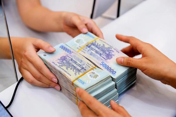 Lãi suất vay mua nhà lên 13-15%/năm, áp lực thanh khoản hiện rõ