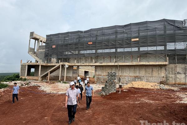 Đắk Lắk: Vụ sập mái nhà thi đấu hơn 22 tỷ đồng, Sở Xây dựng chỉ rõ nhiều tồn tại trong xử lý sự cố