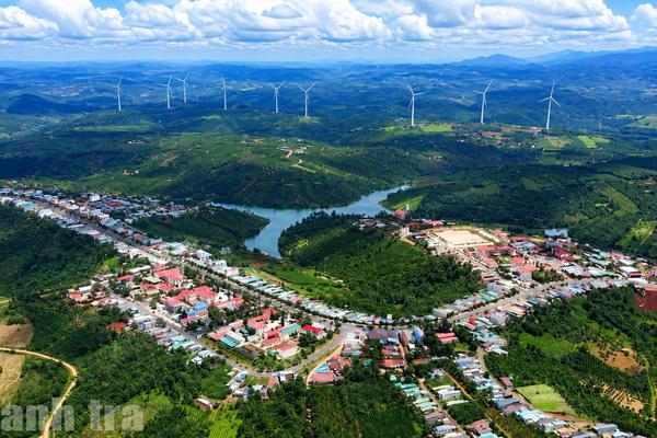 Xã vùng sâu Lâm Đồng kêu gọi giải phóng mặt bằng để đầu tư 30 công trình hơn 1.200 tỷ đồng