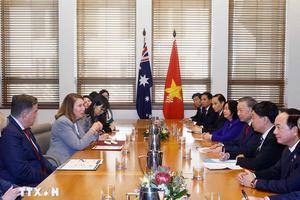 Lãnh đạo Quốc hội Australia ấn tượng với đất nước và con người Việt Nam