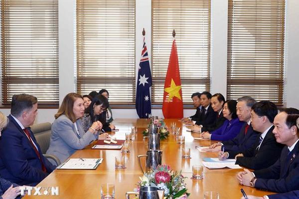 Lãnh đạo Quốc hội Australia ấn tượng với đất nước và con người Việt Nam