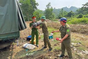 Công an Thanh Hoá: Tiêu huỷ hàng trăm khẩu súng, công cụ hỗ trợ và 1.705 viên đạn