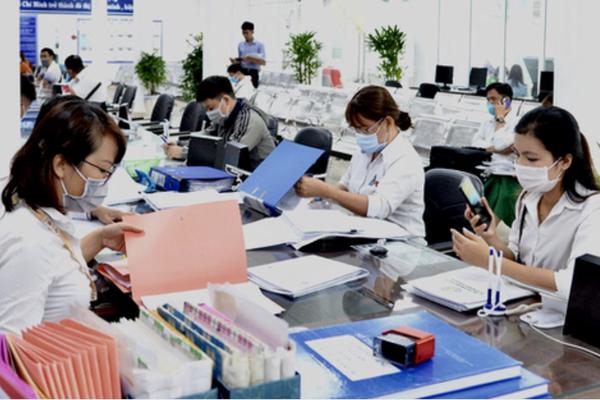 Kiến nghị xem xét công chức xã hưởng mức lương phù hợp