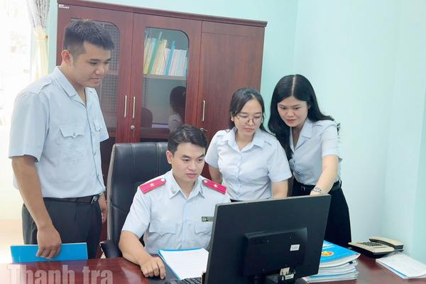 Bài 1: Kiện toàn bộ máy, bảo đảm hoạt động công vụ liên tục, thông suốt
