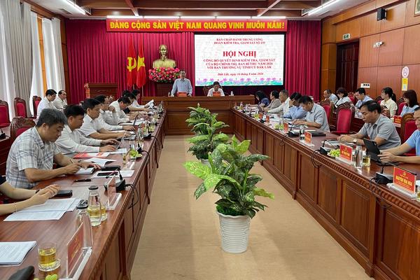Công bố quyết định kiểm tra, giám sát của Bộ Chính trị, Ban Bí thư với Ban Thường vụ Tỉnh ủy Đắk Lắk