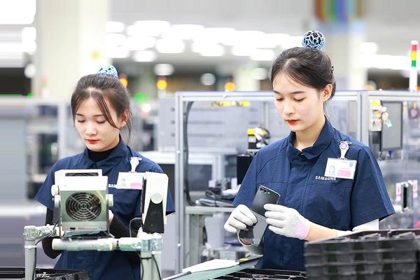 Sôi động thị trường lao động, hơn 100 nghìn vị trí công việc chờ người làm