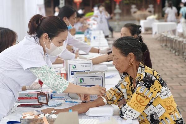 An sinh xã hội gắn với mục tiêu tăng trưởng 2 con số