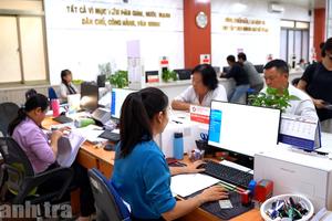 Bài 1: Khi bộ máy bắt đầu một nhịp chuyển động mới