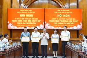 Đồng Tháp: Phong trào "Bình dân học vụ số" góp phần thực hiện hiệu quả Nghị quyết số 57-NQ/TW