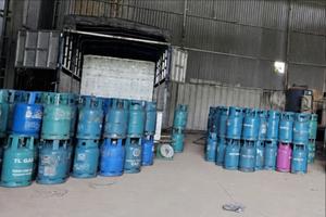Hà Nội phát hiện nhiều bình gas nghi hàng giả tại loạt các cơ sở kinh doanh LPG