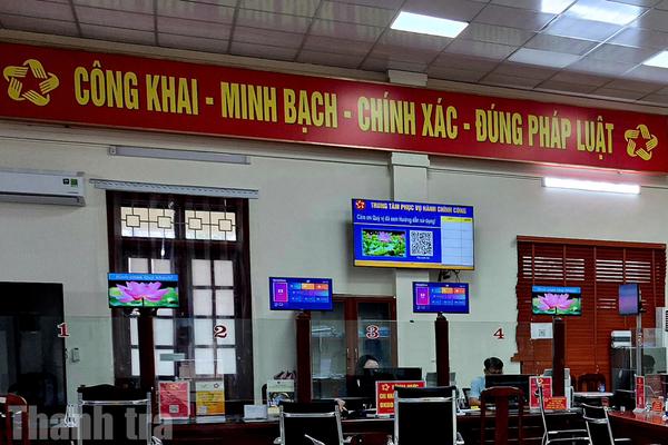 Chủ tịch tỉnh Phú Thọ chỉ đạo ngăn chặn biểu hiện "uỷ quyền cho "cò" được xử lý nhanh"