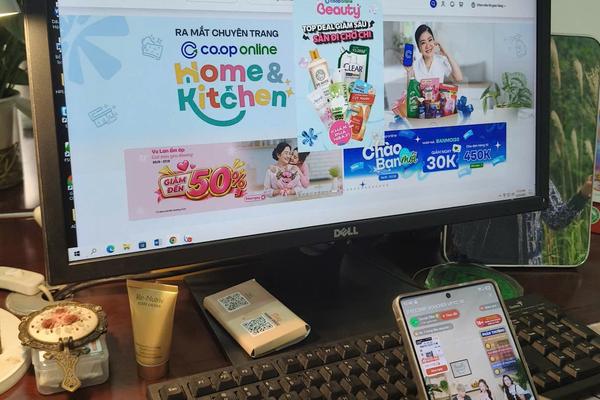 Thương mại điện tử bước vào "ngã rẽ mới"