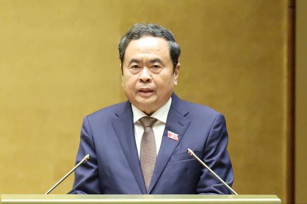 Chủ tịch Quốc hội: Không được để người dân, doanh nghiệp phải chờ đợi