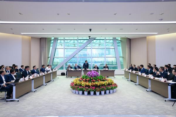 Đồng lòng hành động, kiến tạo thành công