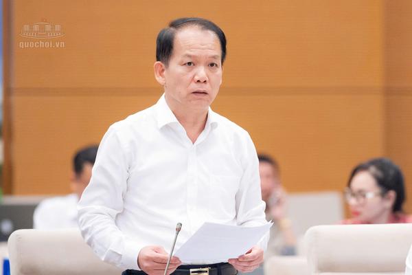 Chính phủ đề xuất bổ sung tiêu chuẩn bản lĩnh chính trị, liêm chính với luật sư