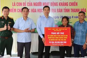 Thanh Hóa: Trao nhà tình nghĩa cho con đẻ của người hoạt động kháng chiến nhiễm chất độc hóa học
