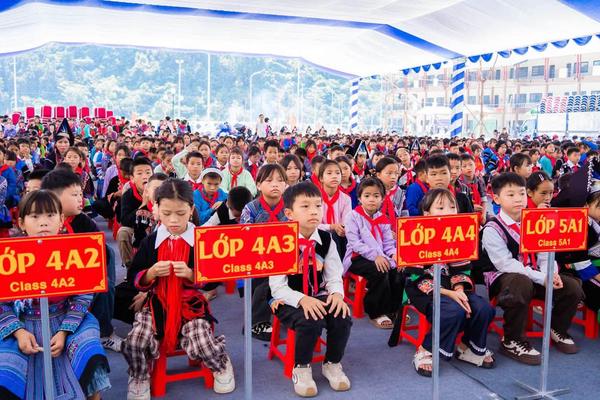 Lào Cai triển khai Công điện của Thủ tướng về chế độ cho học sinh