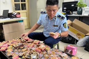 Quản lý thị trường Hà Nội ra loạt văn bản siết chặt thị trường, bảo vệ người tiêu dùng