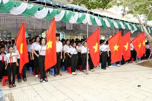 Lễ khai giảng đặc biệt tại địa phương dẫn đầu về sắp xếp trường học