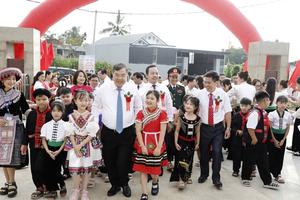 Hơn 207 nghìn học sinh Điện Biên nô nức đón năm học mới, trường lớp mới