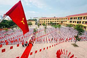 Hà Tĩnh: Hơn 390.000 cán bộ, giáo viên, học sinh hân hoan bước vào năm học mới