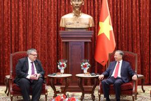 Quan hệ Việt Nam-Liên bang Nga tiếp tục phát triển mạnh mẽ, vì lợi ích của nhân dân hai nước, vì hòa bình, hợp tác của khu vực và thế giới